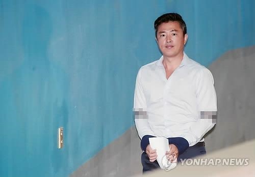 대법, '관세청 인사개입' 고영태 징역1년6월 실형 확정