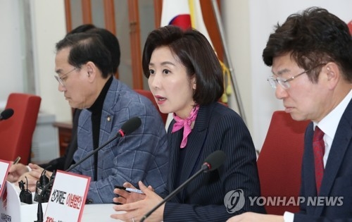 나경원 "비례대표 폐지·의원정수 270석"…한국당안 제시