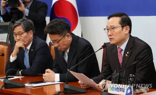 민주 "'선거제개혁' 한국당안은 개악안"…야 3당과 공조 박차