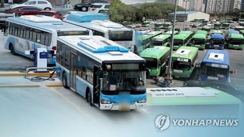 국토부 "경기도 버스요금 200원 올리면 근무시간 문제도 풀려"