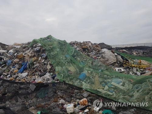 정부, 불법쓰레기 밀수출 막는다…"폐플라스틱 감시 강화"