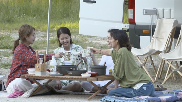 '캠핑클럽' 14일(일) 첫 방송! 원조 '비글돌' 핑클의 귀환