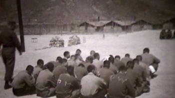 한국전의 참혹한 목격자…전쟁포로 교환 당시 영상도