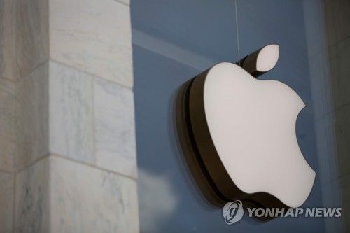 애플, 국내 고용 첫 공개…"직원 500명·32만개 일자리 창출"