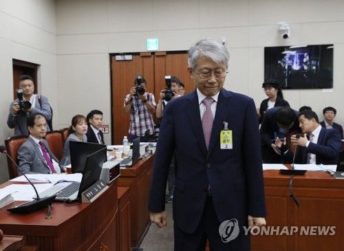 "아내도 관리 못하는 사람"…과기장관 청문회서 성차별 논란