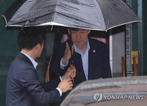 조국 "검찰개혁 더욱 박차…빠른 시간 내 청사진 제시할 것"