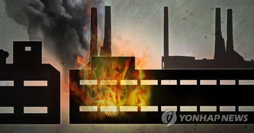김포 공장 화재 1시간 30분 만에 진화…기숙사 근로자 대피