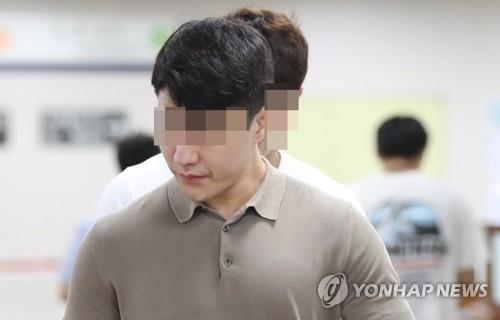 '마약투약' 이문호 버닝썬 대표 2심서 징역 1년 실형