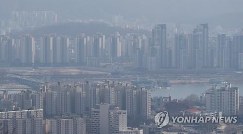 규제보다 무서운 코로나…서울 아파트값 상승 멈췄다