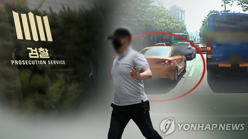 "죽으면 책임진다" 구급차 막은 택시기사 징역 2년