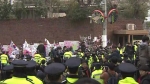 박 전 대통령 검찰 출석 임박…분주한 삼성동 자택 앞