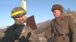 시범철수 GP 상호검증…총 없이 분계선 오간 남북 군인들