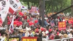 한국당, 6차 장외집회…민주당, "국회 조속 복귀" 촉구