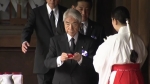 야스쿠니 간 일본 우익 정치인들…보란 듯이 집단 참배