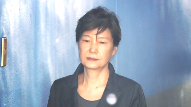 박근혜 선고 ’22 년 징역 ‘… 국정 농단 재판 기간