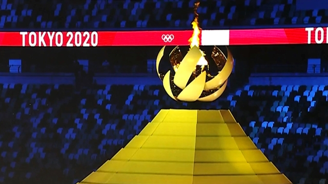 올림픽 혼돈의 개막…MBC 중계 '부적절 자료' 논란도