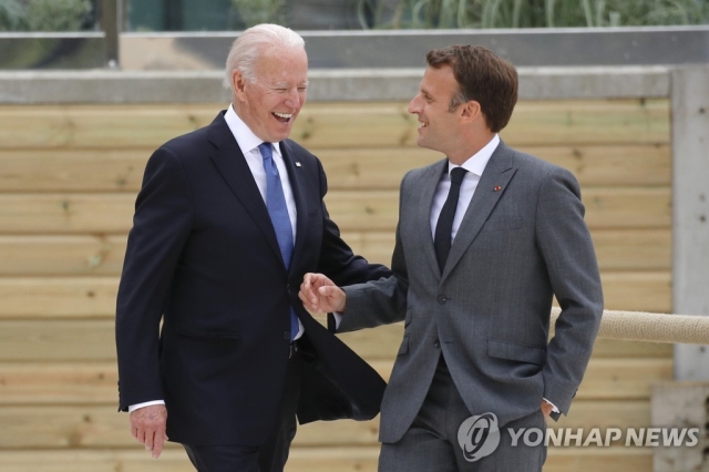 "미·영·호주, 6월 G7서 오커스 극비논의…마크롱만 몰라"