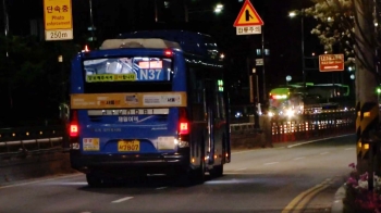 [밀착카메라] 막차 늘린 서울시, 버스기사는 '새벽 노동' 날벼락