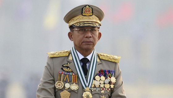 쿠데타를 일으켜 정권을 잡은 민 아웅 흘라잉 미얀마군 총사령관이 지난달 27일 미얀마 네피도에서 국군의날 행사에 참여했다. 〈사진=AP 연합뉴스〉