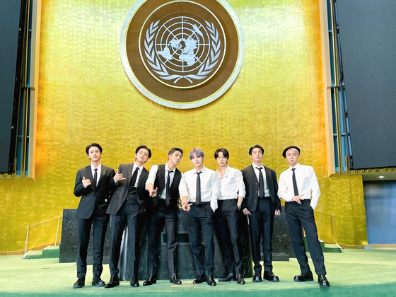 지난 20일 뉴욕 유엔자 총회장에 선 BTS의 모습