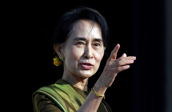 아웅산 수치 미얀마 국가 고문. 〈사진-로이터·연합뉴스〉