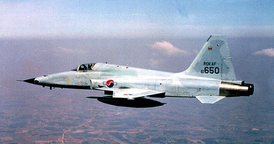 F5-E 전투기(기사와 직접적인 관계없음). 〈사진-연합뉴스〉 