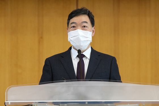 김오수 검찰총장이 11일 대검에서 열린 전국지검장 회의에서 모두발언을 하고 있다. 〈사진=공동취재〉