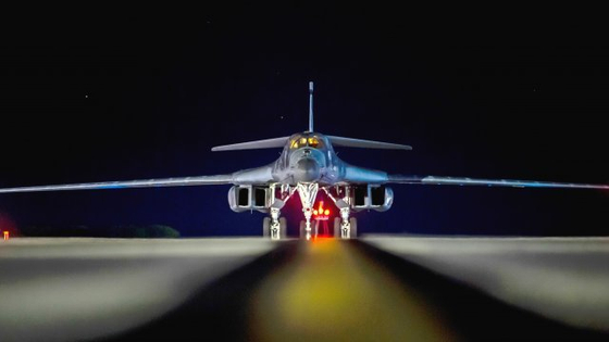 괌 앤더슨 기지로 향하는 B-1B 전략폭격기 (출처=미 인도태평양사령부 홈페이지)