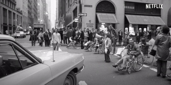 1972년 미국 뉴욕 교통 검거 시위 〈사진=넷플릭스〉