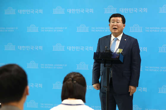 설훈 더불어민주당 의원 〈사진=연합뉴스〉