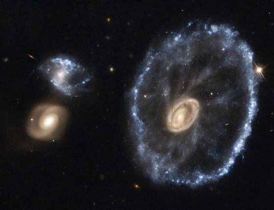 〈사진=ESA/Hubble & NASA 제공〉