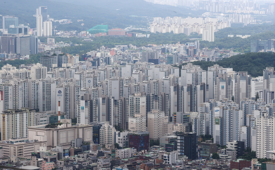 서울의 한 아파트 단지 모습.〈사진=연합뉴스〉